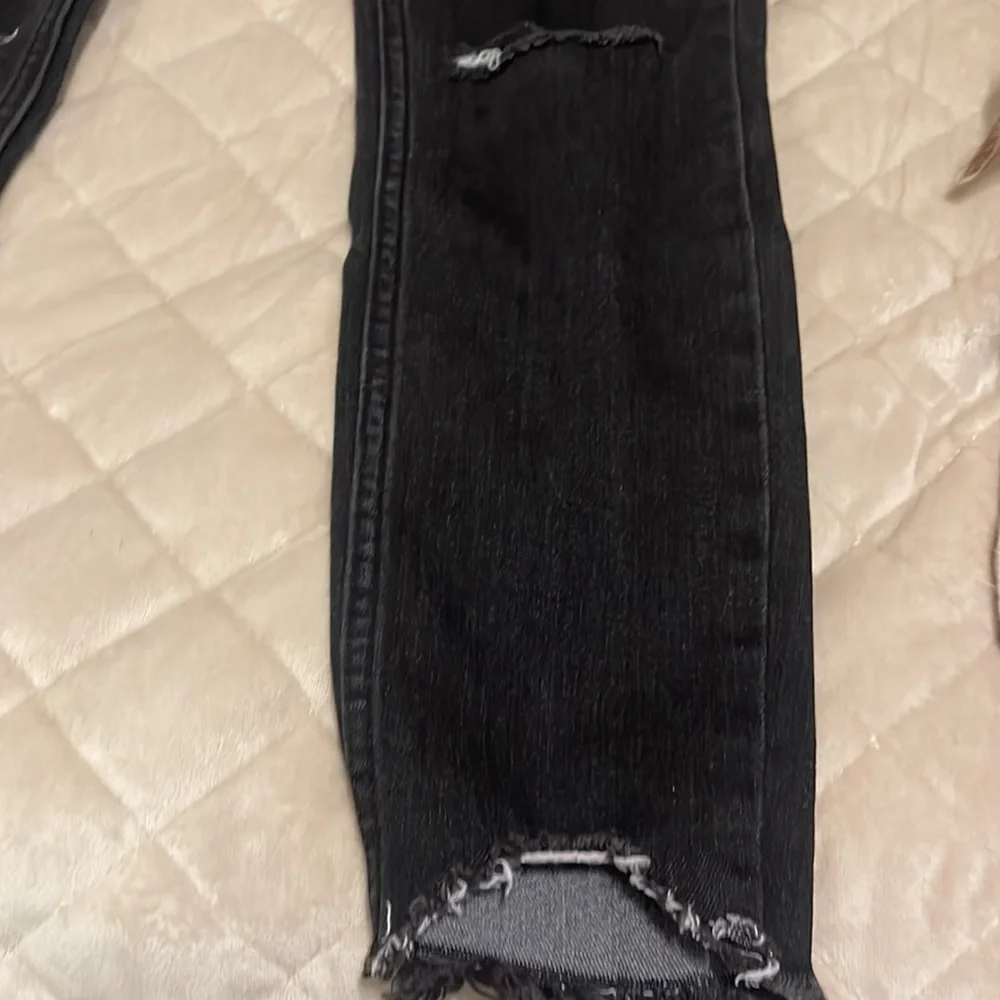 Jeans - Picture 2 of 4